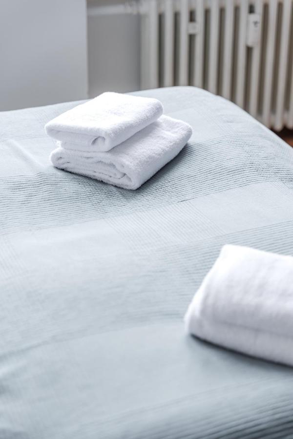 Flats 4 You, Moderne City Wohnung Naehe Hbf, Due-Messe 20 Min, Netflix, Kueche Duisburg Kültér fotó