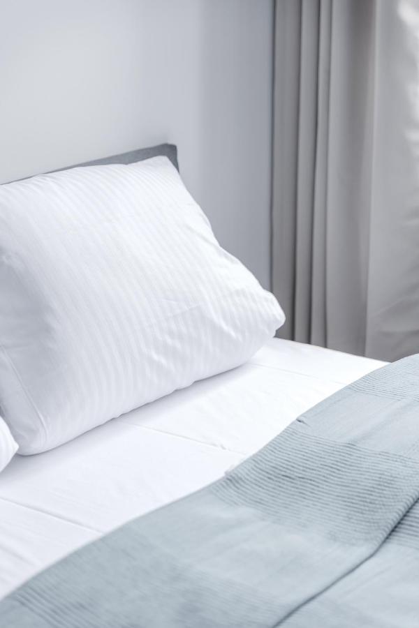 Flats 4 You, Moderne City Wohnung Naehe Hbf, Due-Messe 20 Min, Netflix, Kueche Duisburg Kültér fotó