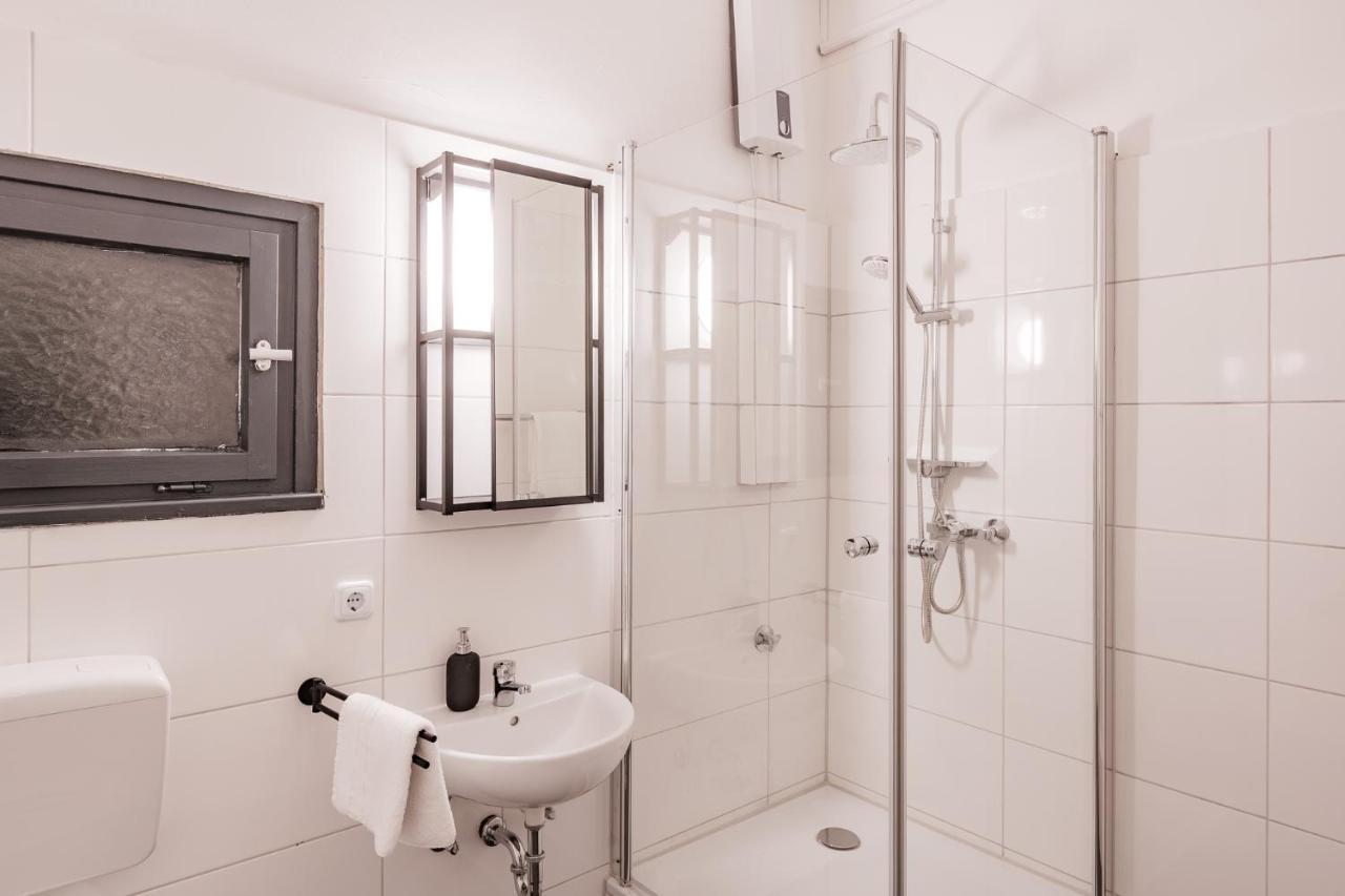 Flats 4 You, Moderne City Wohnung Naehe Hbf, Due-Messe 20 Min, Netflix, Kueche Duisburg Kültér fotó
