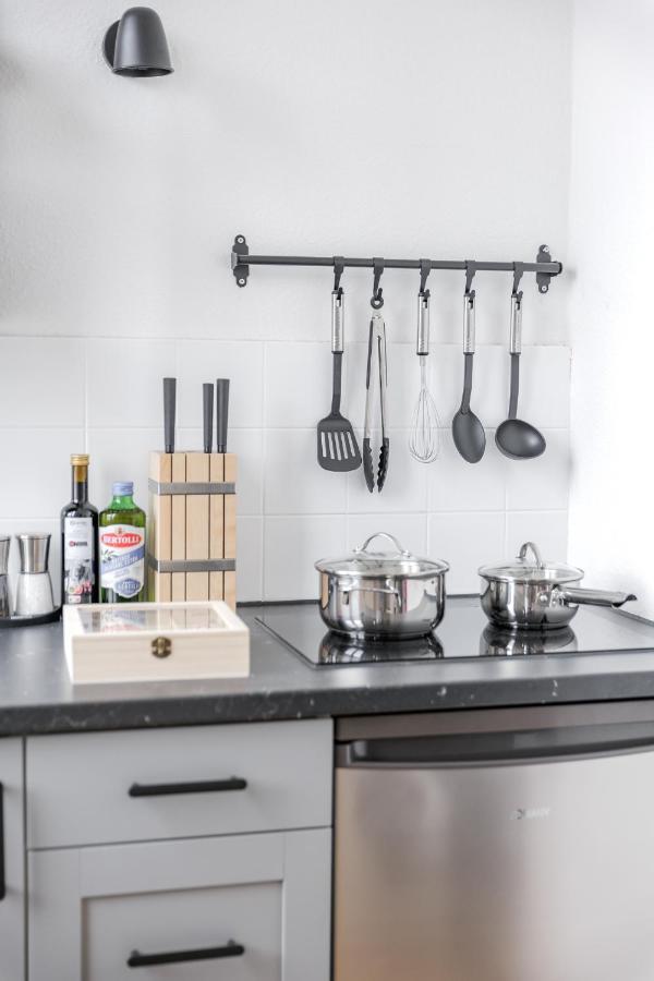 Flats 4 You, Moderne City Wohnung Naehe Hbf, Due-Messe 20 Min, Netflix, Kueche Duisburg Kültér fotó