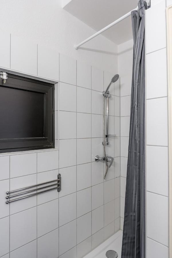 Flats 4 You, Moderne City Wohnung Naehe Hbf, Due-Messe 20 Min, Netflix, Kueche Duisburg Kültér fotó