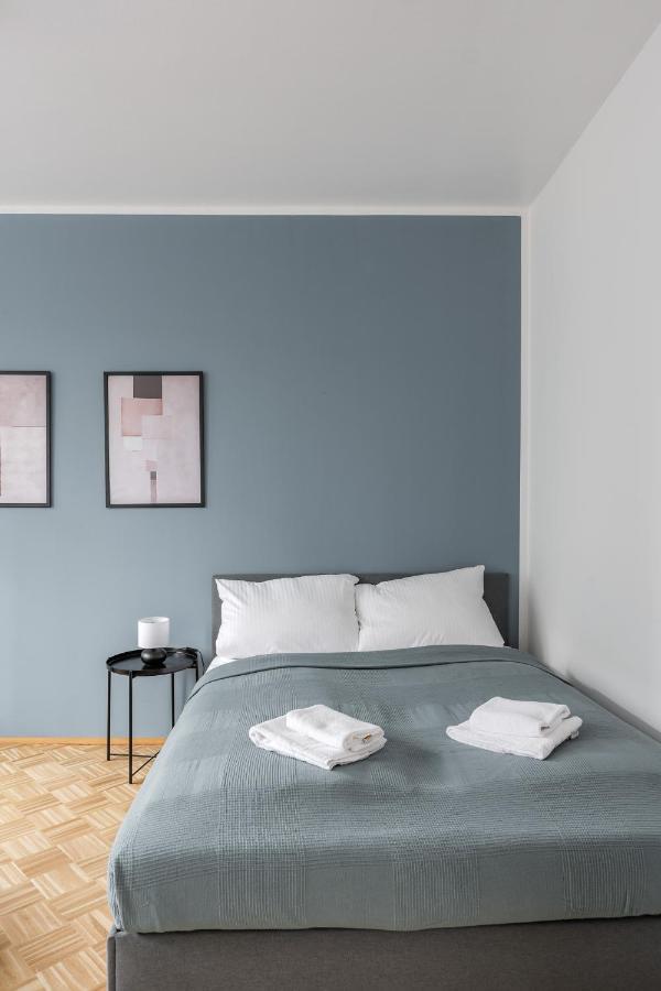 Flats 4 You, Moderne City Wohnung Naehe Hbf, Due-Messe 20 Min, Netflix, Kueche Duisburg Kültér fotó